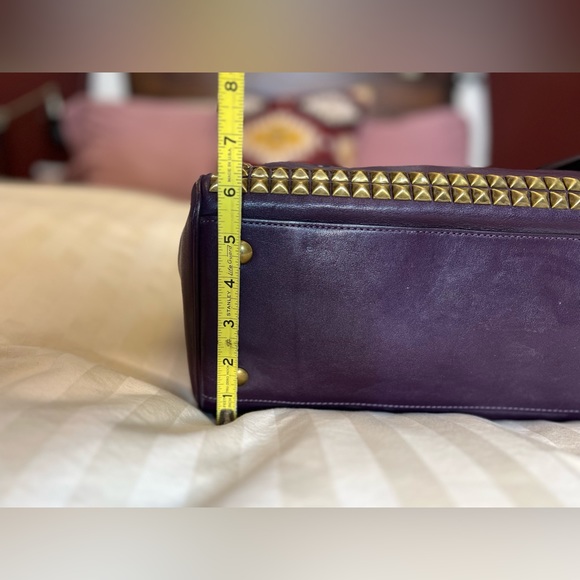 Coach bag Leather Deep Purple Gold Stud Purse Tassle Medium Large Size Handbag - Picture 5 of 14